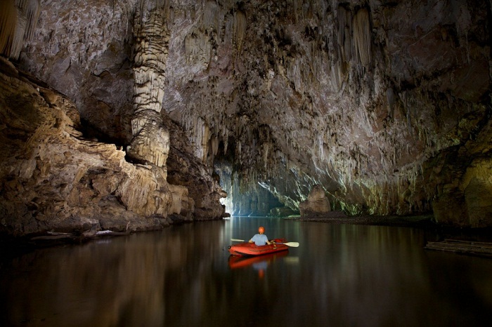 vietnam kayak, kayaking vietnam, must-visit vietnam kayak, river for kayak vietnam, phong nha ke bang