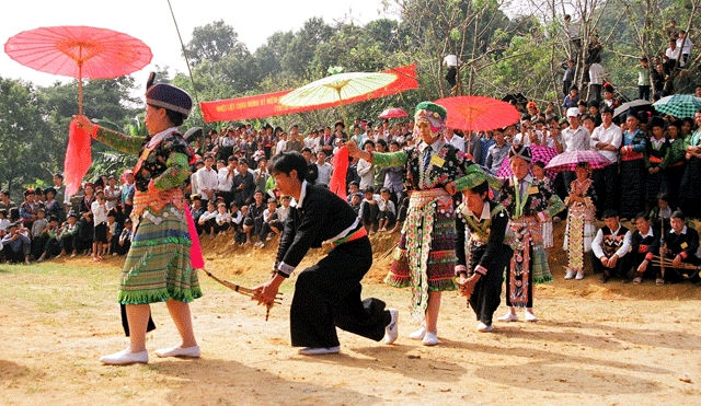 The Khau Vai Love Market is an interesting market to visit in Ha Giang