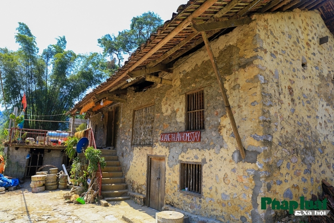 khuoi ky village wall