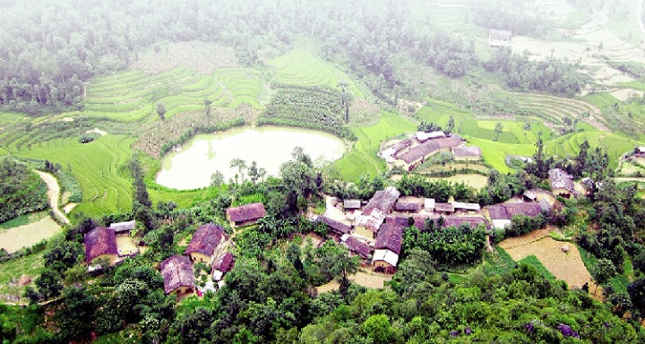 lung cu flag tower dong van ha giang village