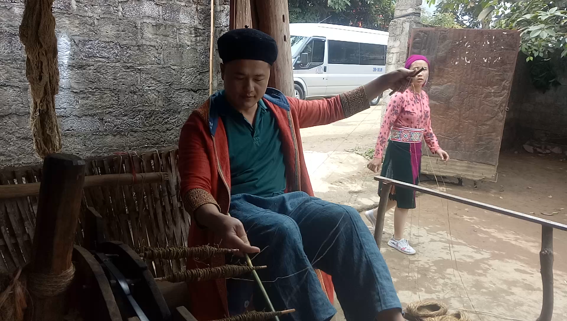 Ha Giang, Lung Tam linen weaving, Lung Tam brocade, Hmong brocade, steps to weave linen, stages to weave line