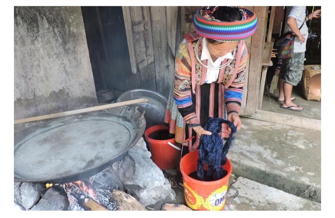 Ha Giang, Lung Tam linen weaving, Lung Tam brocade, Hmong brocade, steps to weave linen, stages to weave line