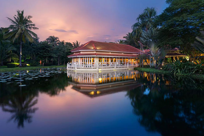 luxury hotels in Siem Reap, Siem Reap hotels, Angkor temples, travel to Siem Reap, travel to Cambodia