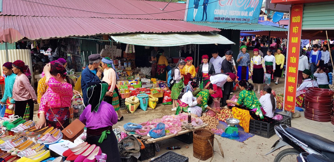 Dong Van sunday market
