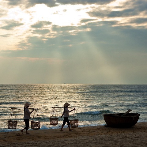 morning in ha my beach hoi an