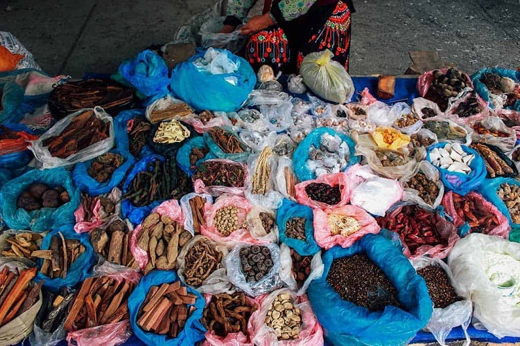 moutain markets Ha Giang medicine herb