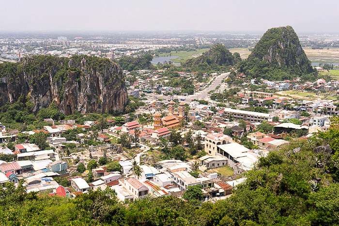 ngu hanh son marble mountains overview