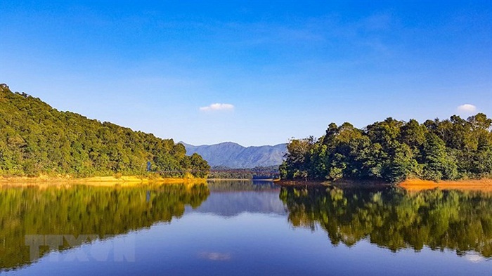Pa Khoang Lake in Muong Phang, Dien Bien, Vietnam. Photo: Internet