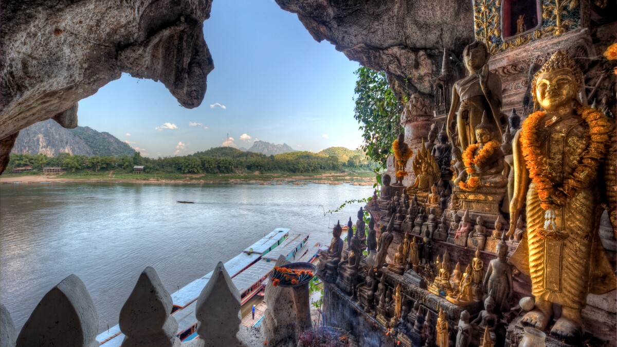  pak ou caves, what to visit luang prabang, how to get to pak ou caves, pak ou caves luang prabang, what to see in the pak ou caves, best time to visit the pak ou caves, Luang Prabang's must-visit sites