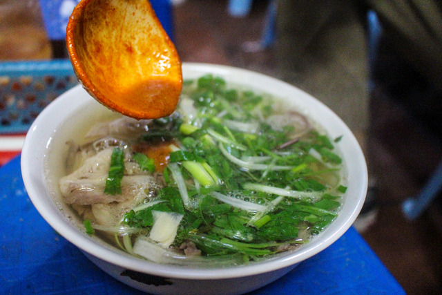 pho hanoi, pho in hanoi old quarter, best pho in hanoi, best pho in hanoi old quarter