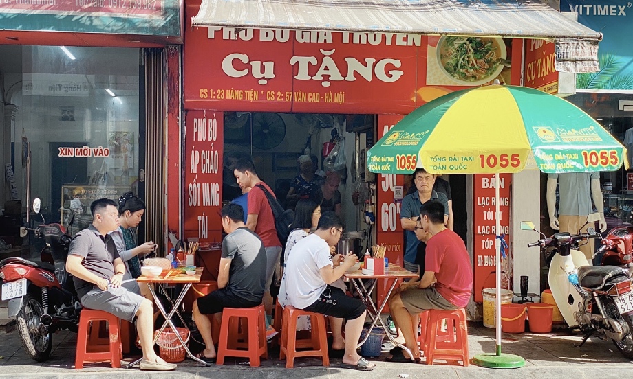 pho cu tang nam dinh, pho nam dinh, nam dinh style pho, addresses for pho nam dinh, vietnam culinary staple, vietnam cuisine, vietnam cultural intangible heritage 