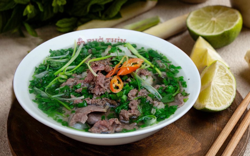 pho thin hanoi, addresses for the best pho in hanoi, pho hanoi, vietnam culinary staple, vietnam cuisine,vietnam cultural intangible heritage 