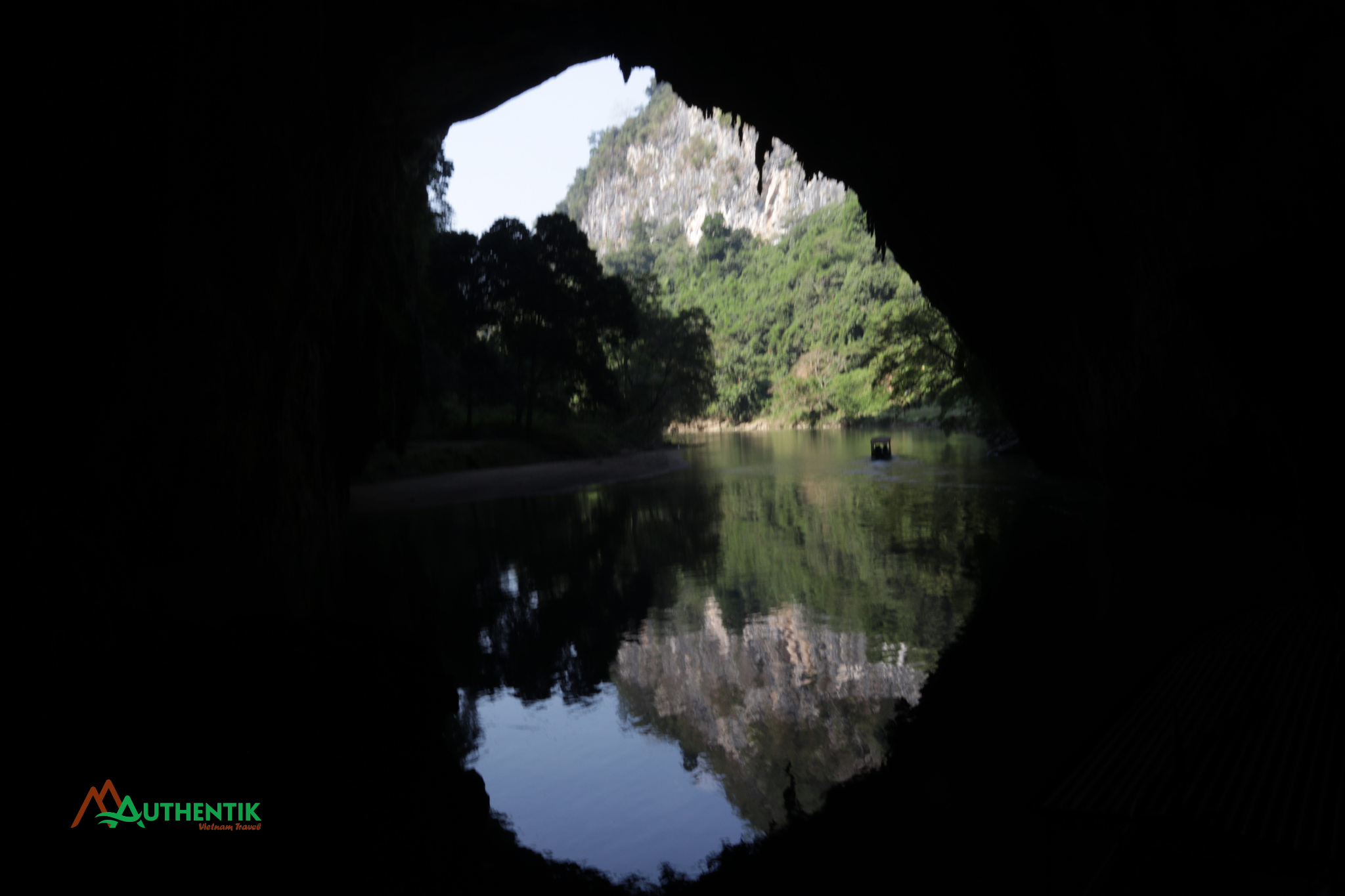 Puong Cave in Ba Be National Park – a 300 meter long water cave with impressive stalactites