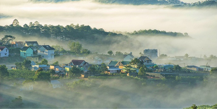 Danang, Hue, Nha Trang, Dalat, Ha Giang, Ma Pi Leng, Ban Gioc, Ho Chi Minh City, Mekong delta 