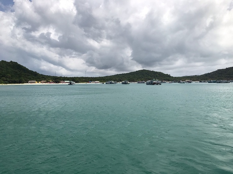 sao beach phu quoc island