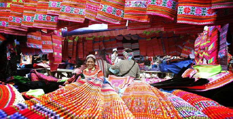sapa-ethnic-markets-what-to-do-in-sapa