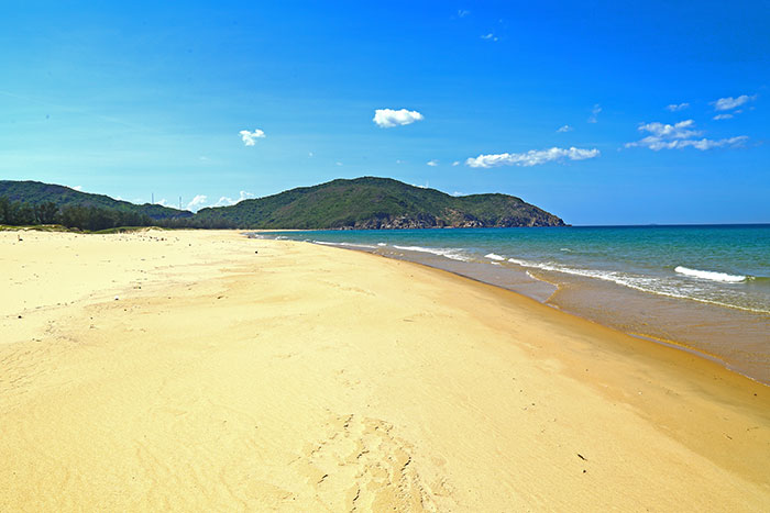 seaside stay quy nhon beautiful beach north