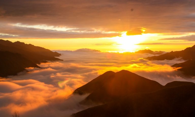 sunset in ta xua peak, ta xua peak, son la, vietnam, cloud hunting in vietnam