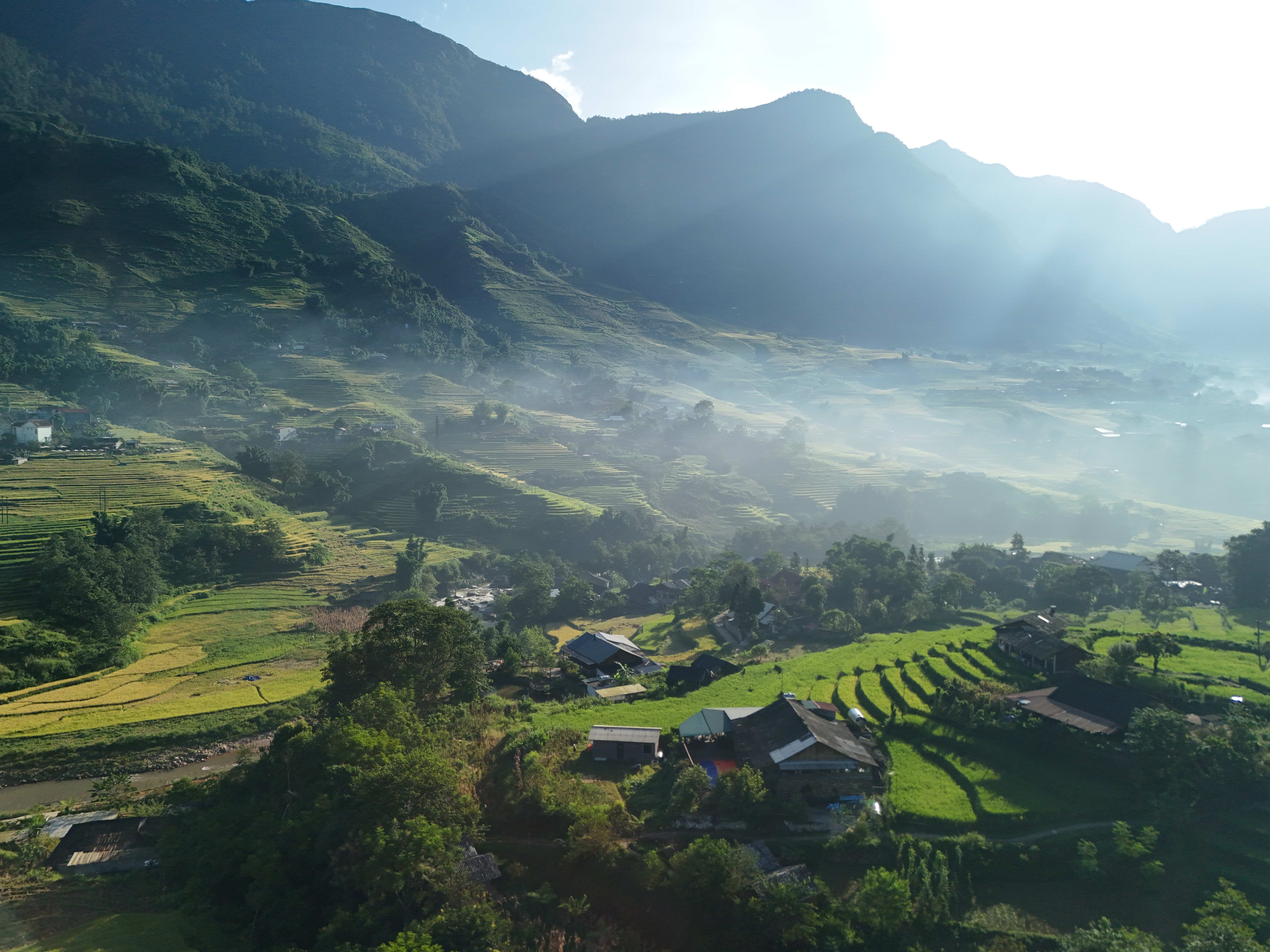 Trekking is undoubtedly the primary activity in Ta Van. Photo: Authentik Vietnam