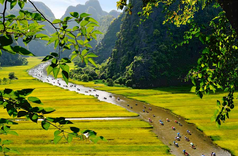 tam coc boat trip