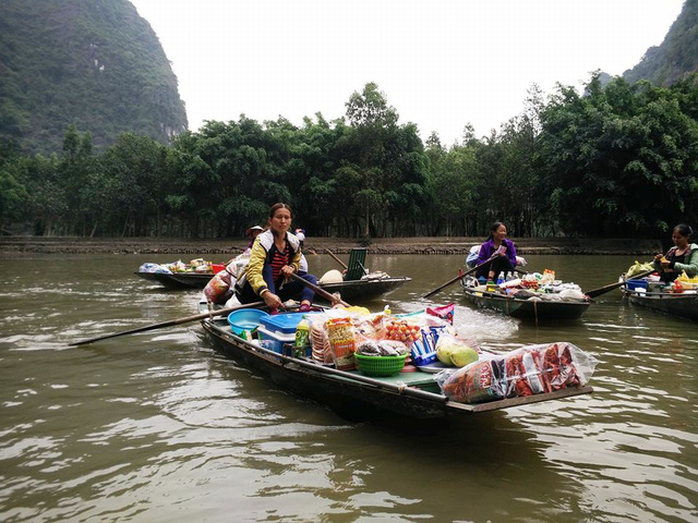 tam coc ninh binh boat