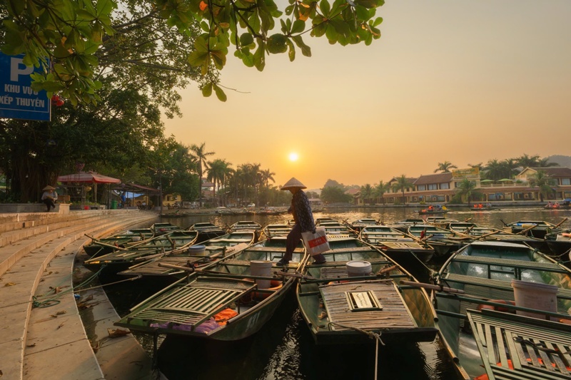 tam coc boat harbor, tam coc, ninh binh, boat trip tam coc ninh binh