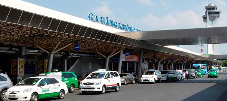 taxi at saigon airport
