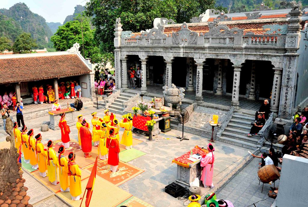 thai vi temple, ninh binh vietnam, what to do in ninh binh, things to do in ninh binh, atrractions in ninh binh