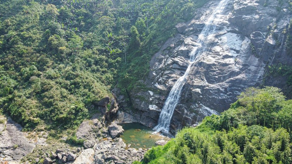 thac ban dao waterfall, ban ho village, sapa