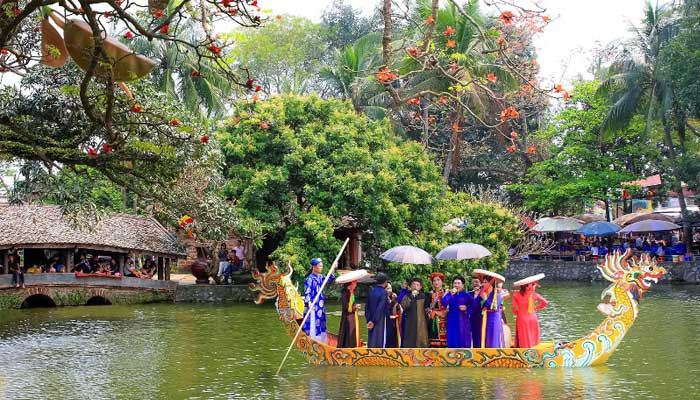 thay pagoda traditional festival