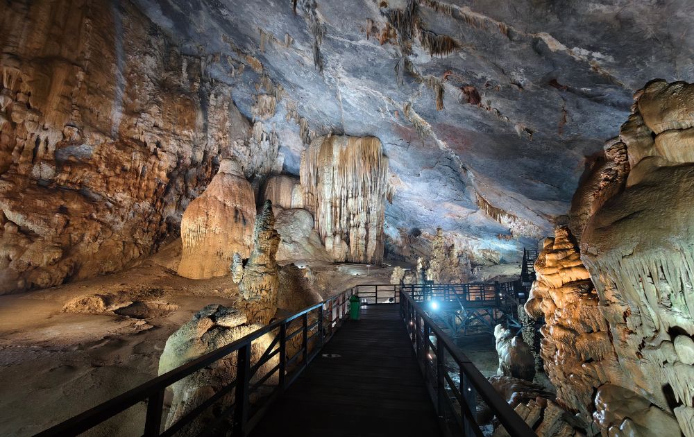 Thien Duong Cave in Phong Nha Ke Bang National Park