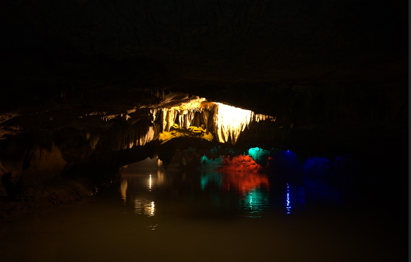 Wet Cave, Thien Ha Cave, Ninh Binh