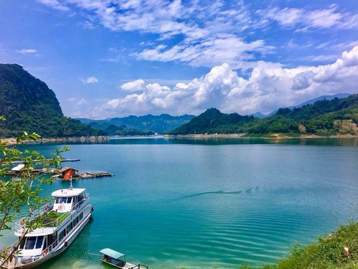 Thung Nai, another on land Ha Long Bay