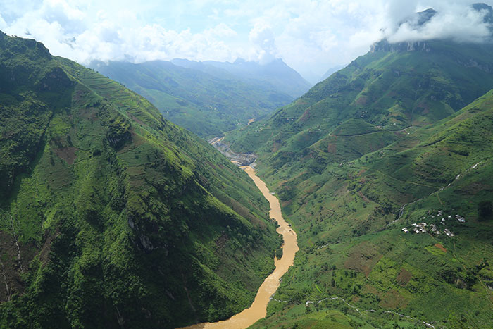 top 10 things to visit ha giang ma pi leng pass