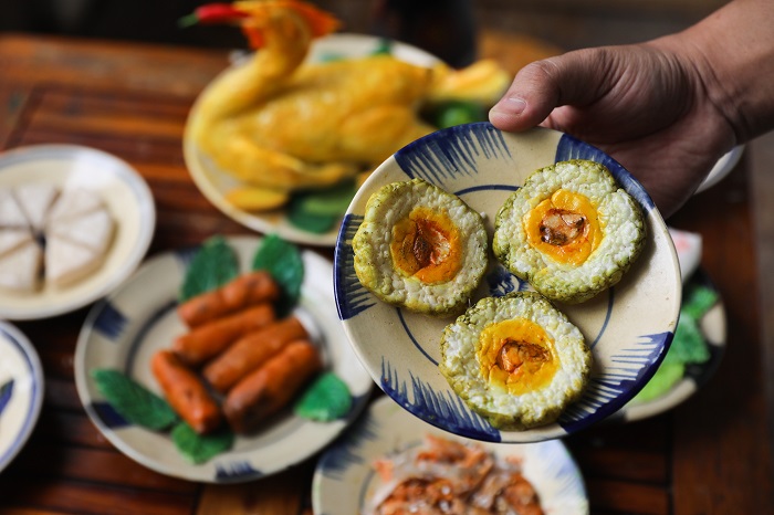 traditional meal Tet banh tet