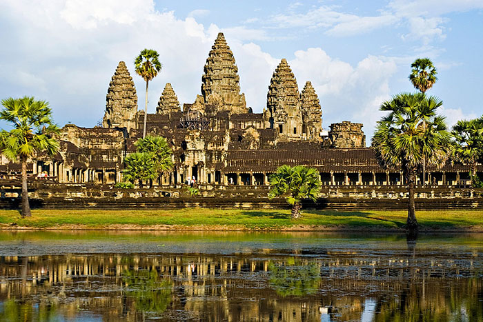 Siem Reap travel, Siem Reap guide, Siem Reap weather, Siem Reap hotels, Siem Reap restaurants, Angkor temples, Siem Reap city