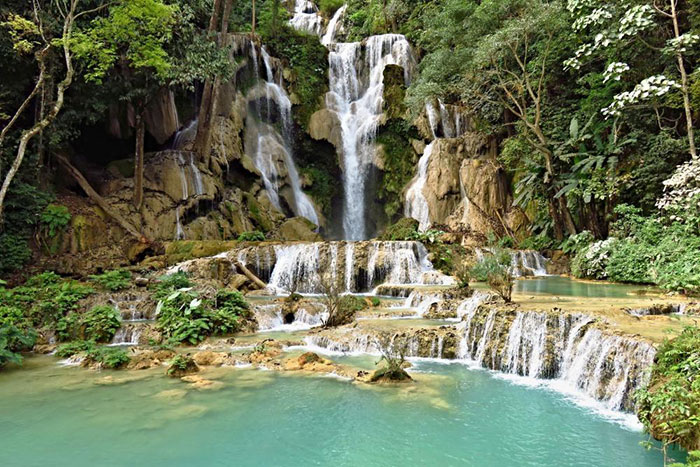 travel to Laos, visit Laos, Mekong River, Plain of Jars, Boloven Plateau, Luang Prabang, Champassak, Vang Vieng