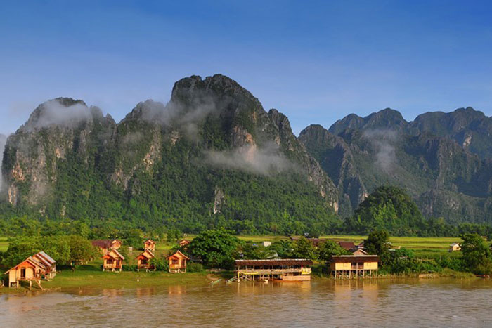 travel to Laos, visit Laos, Mekong River, Plain of Jars, Boloven Plateau, Luang Prabang, Champassak, Vang Vieng