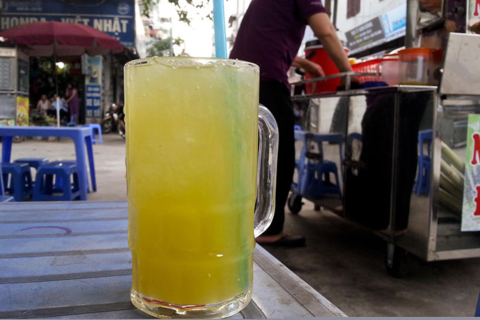 vietnam popular drink sugar cane juice