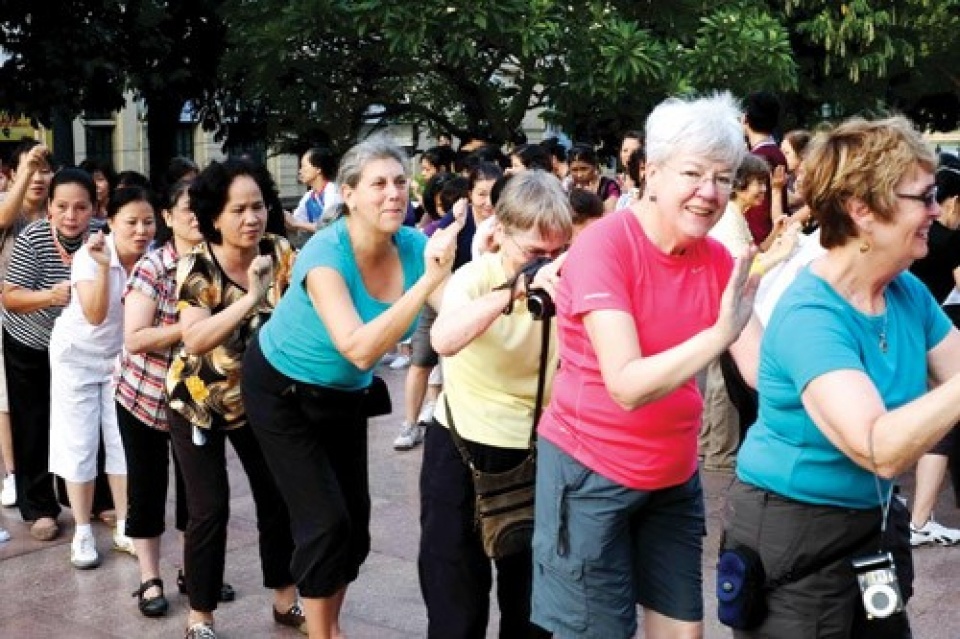 It is the warm welcome, intergenerational respect, and social peace that make Vietnam so endearing. Photo: Internet