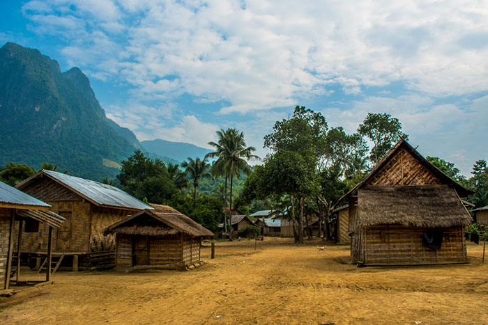 Visit Laos, stay in Laos, holidays in Laos, Laos New Year, Mekong River, Luang Prabang, Phongsaly, Nam Ou, Luang Namtha, Thakhek, 4000 Islands