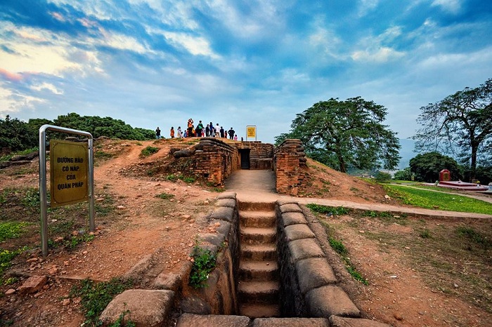 visit dien bien phu a1 hill