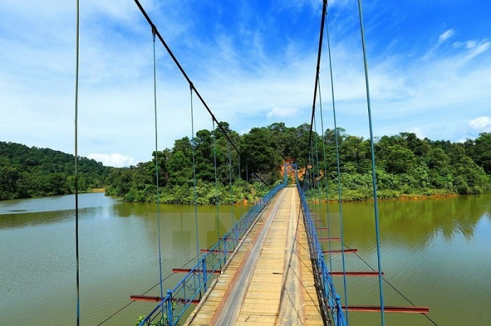 visit dien bien phu pa khoang lake