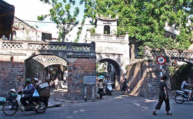 visit hanoi old quarter