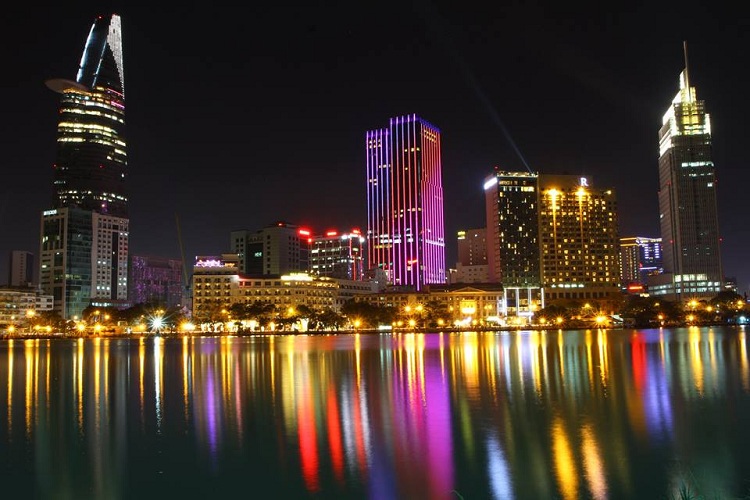 visit saigon saigon river at night