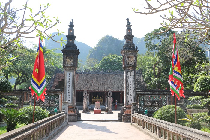 visit tam coc in 2 or 3 days ancient capital