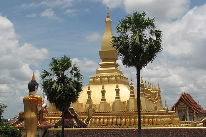 Visit Vientiane, capital of Laos, stay in Vientiane, travel to Laos, Mekong