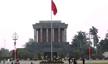 Hanoi full day city tour (B/L/-)