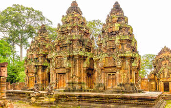 Phnom Penh - Fly to Siem Reap - Rolous group - Banteay Srei (B/-/-)