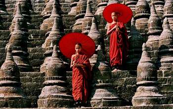 Mrauk U - Lay Myo Chaung (Chin Village) - Mrauk U (B/L/-)